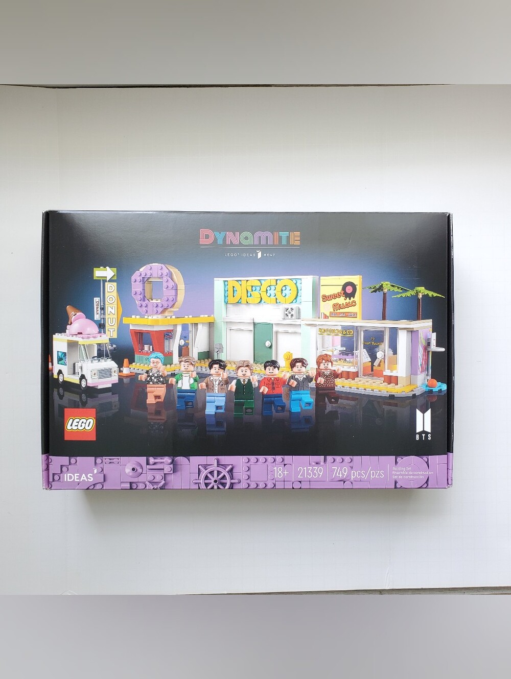 LEGO Ideas BTS Dynamite 21339 Factory Sealed 749 Pieces